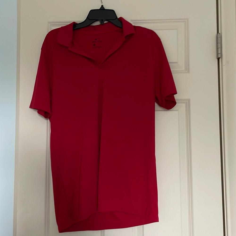 Nike golf polo. Size M. NWOT. DriFit